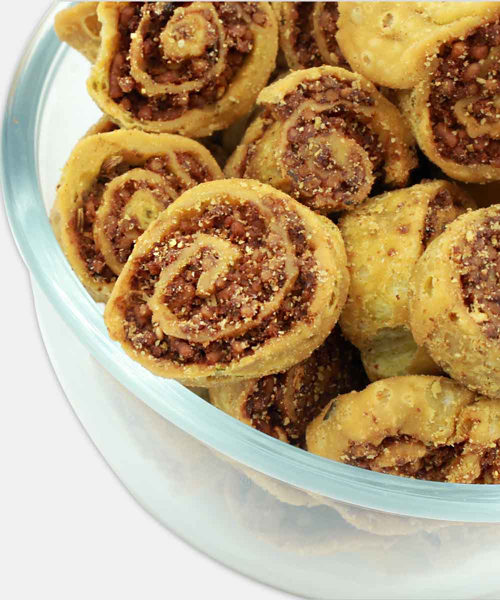 Less Oil Bhakarwadi 200 Gm