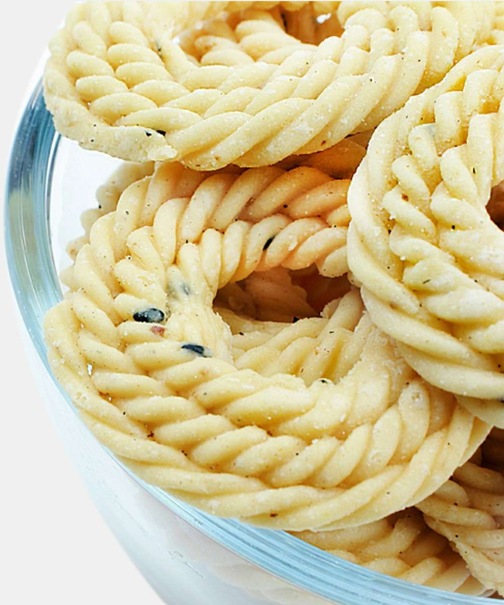 South Indian Spril Plain Chakli 200 Gm