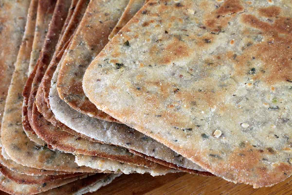 Whole Wheat Bajra Methi Khakhra Mobile 200 Gm