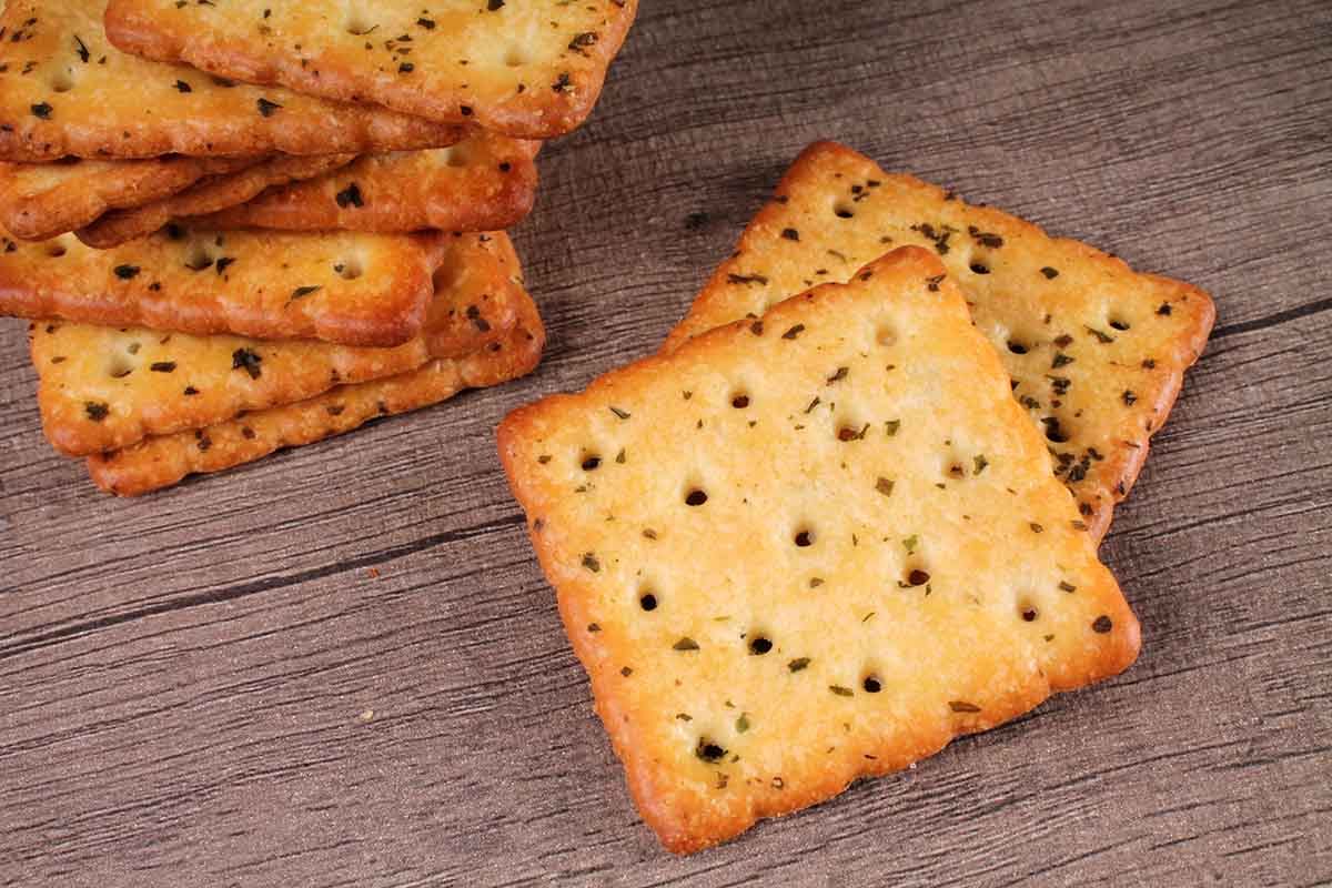 Whole Wheat Vegetable Crackers 190 Gm