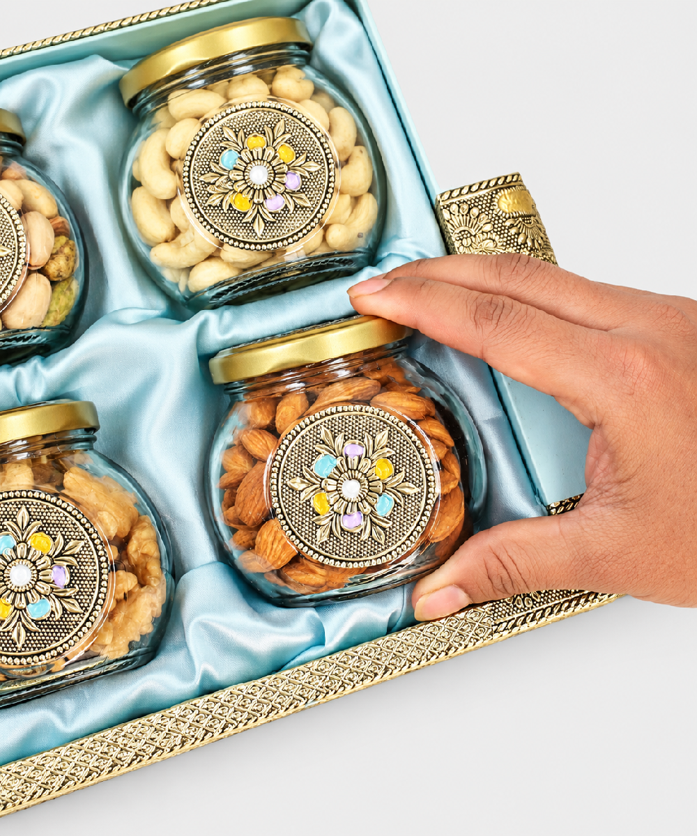 Sandook 4 Jar Gift Hamper 550 Gm